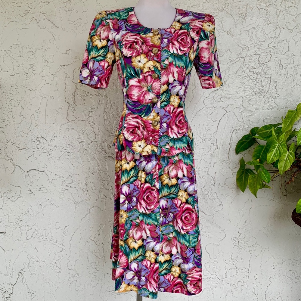 80s VINTAGE Miss Dorby Flowered Skirt of  Suit Set